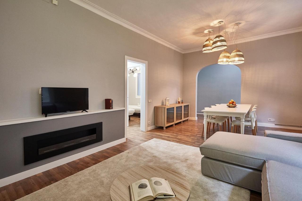 Bbarcelona Apartments Gaudi Avenue Flats Luaran gambar