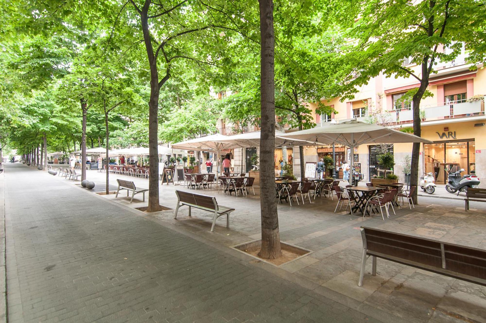 Bbarcelona Apartments Gaudi Avenue Flats Luaran gambar