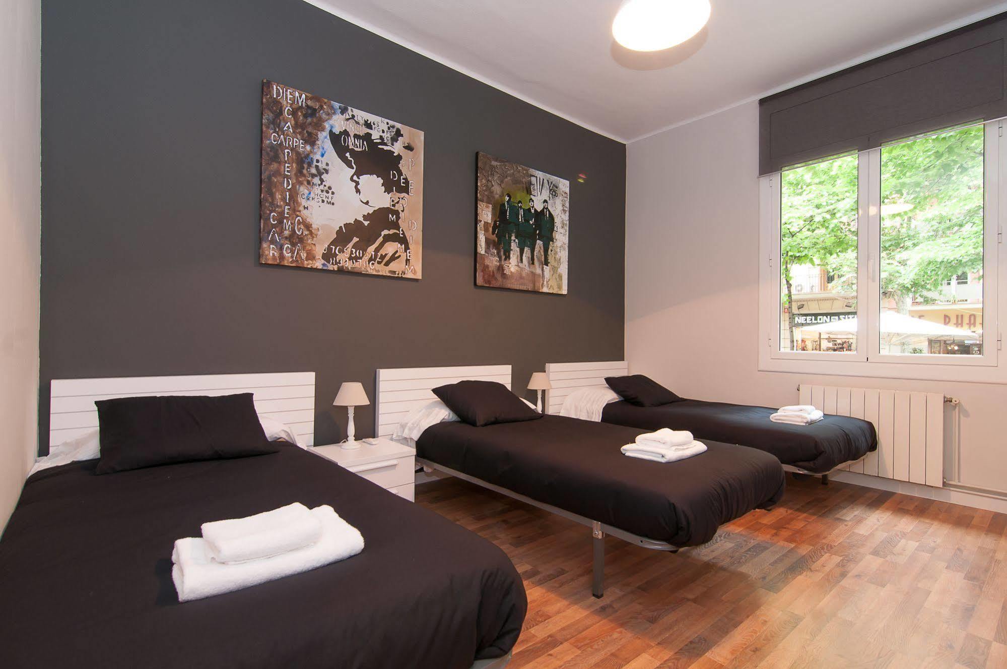 Bbarcelona Apartments Gaudi Avenue Flats Luaran gambar